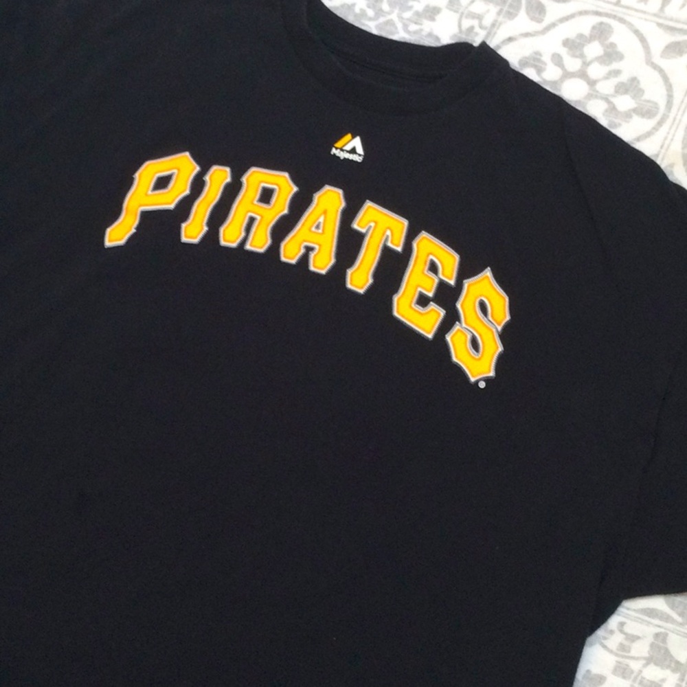 ⚾️⚾️Pittsburgh Pirates Andrew McCutchen tee shirt. MLB size 2XL
